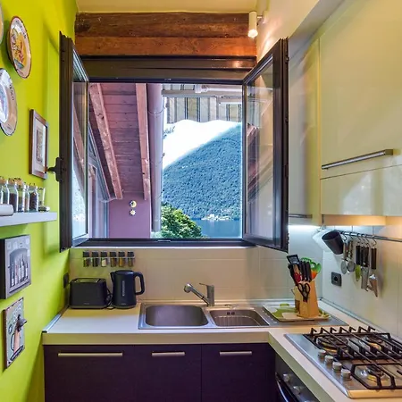 Apt With Terrace And Shared Pool! Lake View! Apartamento *