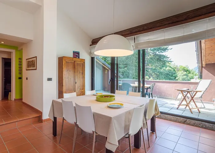 Apt With Terrace And Shared Pool! Lake View! * 内索