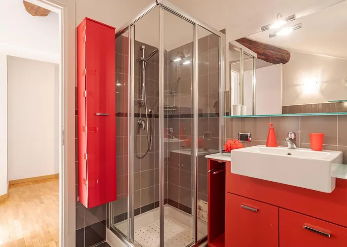 Apt With Terrace And Shared Pool! Lake View! *