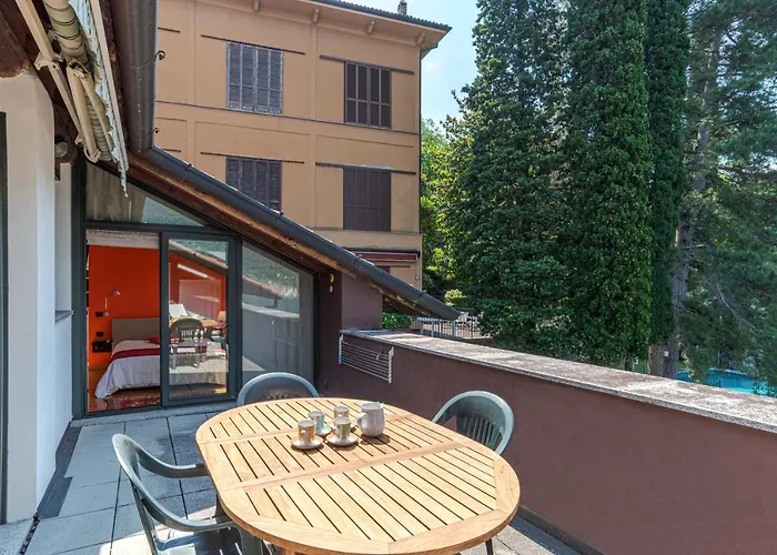 Apt With Terrace And Shared Pool! Lake View! Apartman