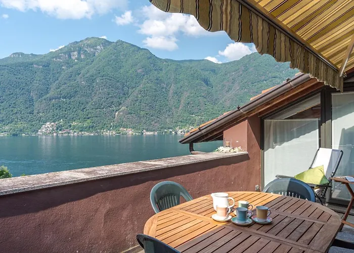 Apt With Terrace And Shared Pool! Lake View!